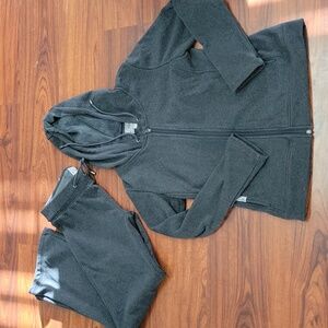Ugg Zip Up Hoodie and Sweatpant Size M